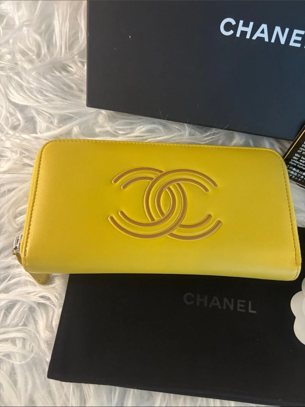 CHANEL Timeless CC Lambskin Zippy Wallet